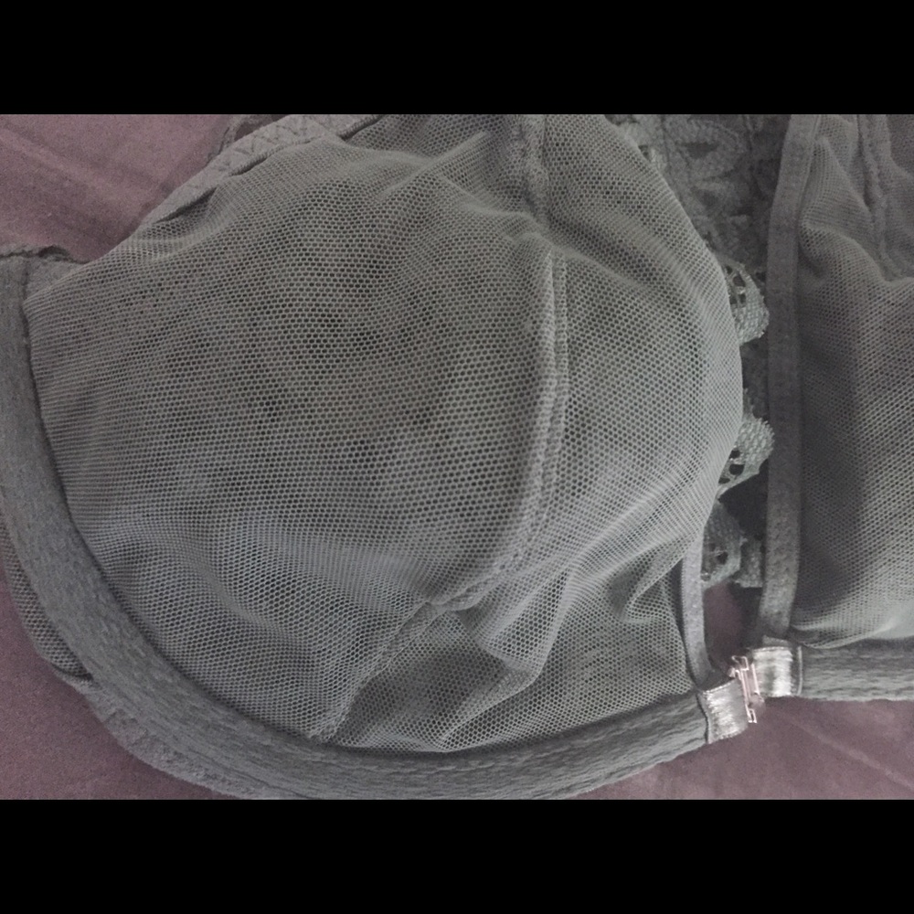 Victoria’s Secret Green Lace Racerback Bra, 32DD - Picture 7 of 7